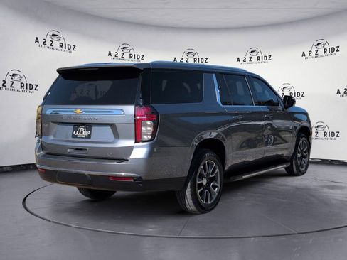 Used 2021 Chevrolet Suburban LT w/ Rear Media and Nav Package image 6