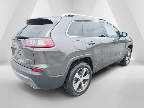 Used 2019 Jeep Cherokee Limited AWD/4WD image 5