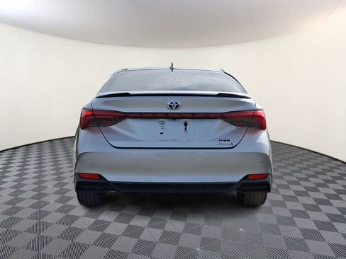 Used 2020 Toyota Avalon XSE w/ All Weather Liner Package image 7
