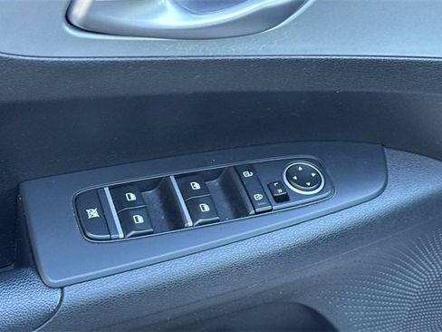 Used 2023 Kia Forte LXS image 15