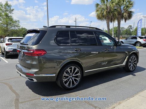 Used 2021 BMW X7 xDrive40i w/ Premium Package AWD/4WD image 5