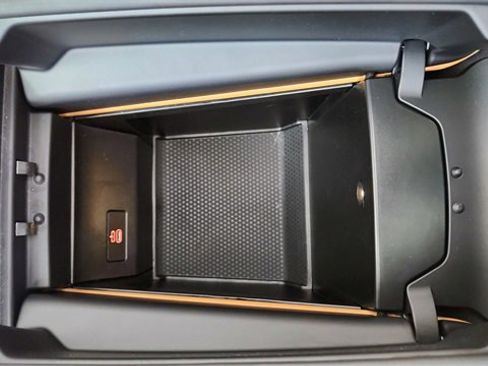 Used 2025 BMW X7 xDrive40i w/ Executive Package image 56