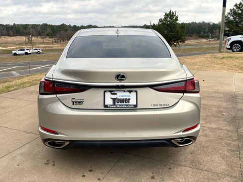 Used 2020 Lexus ES 350 w/ Premium Package image 5