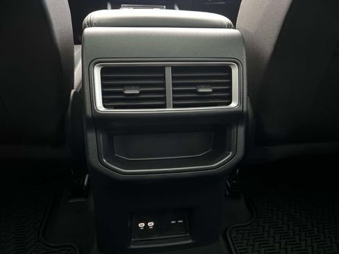New 2026 Volkswagen Atlas Cross Sport SE FWD image 23