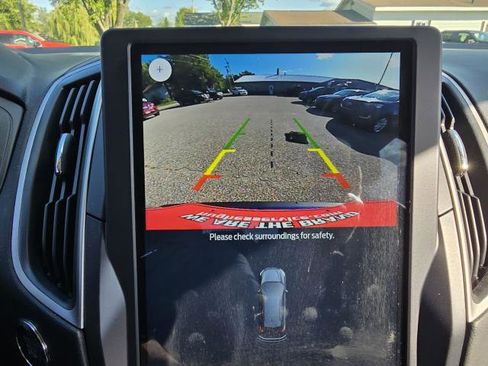 Used 2023 Ford Edge SEL image 19