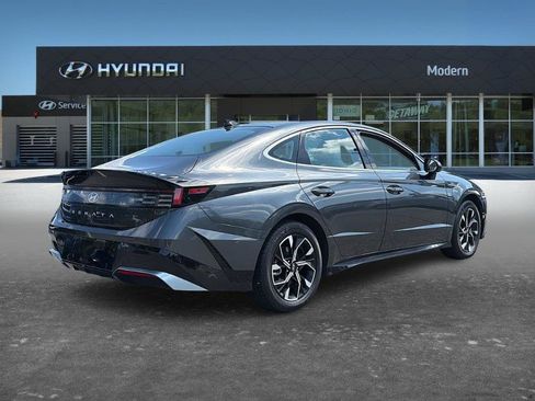Certified 2025 Hyundai Sonata SEL FWD image 3