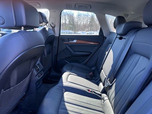 Used 2023 Audi Q5 2.0T Premium w/ Convenience Package AWD/4WD image 22