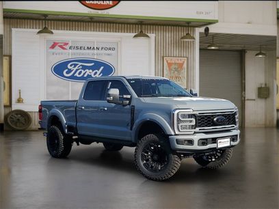 New 2026 Ford F250 Lariat w/ Black Appearance Package