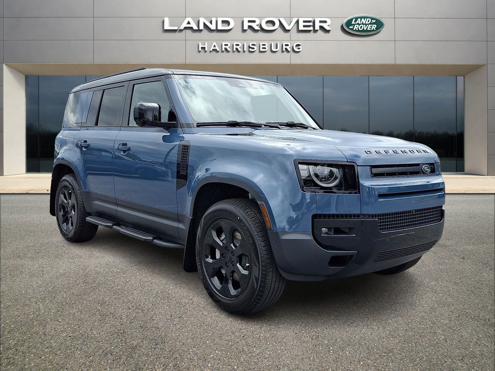 New 2026 Land Rover Defender 110 S AWD/4WD image 5