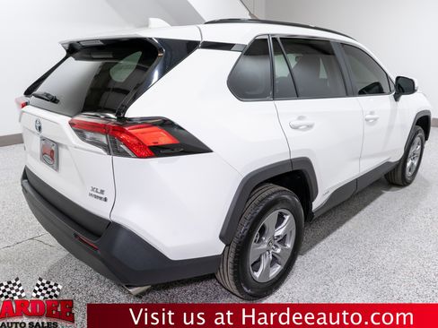 Used 2024 Toyota RAV4 XLE image 5
