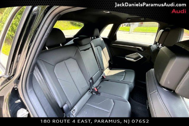 Used 2023 Audi Q3 2.0T Premium w/ Convenience Package AWD/4WD image 19