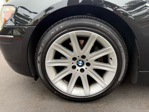 Used 2006 BMW 750i RWD image 23