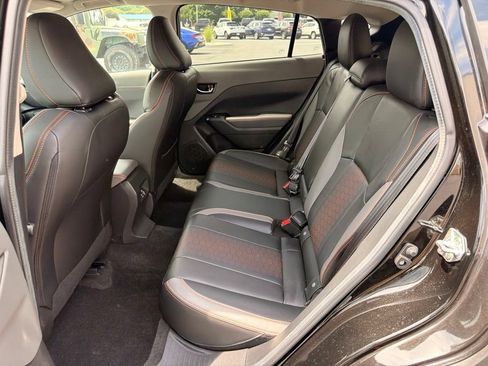 Used 2025 Subaru Crosstrek 2.5i Limited AWD/4WD image 12
