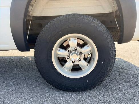 Used 2004 Chevrolet Silverado 1500 4x4 Regular Cab image 27