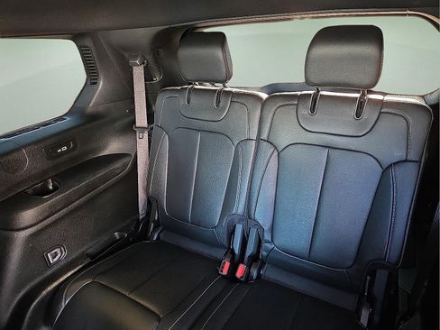 Used 2024 Jeep Grand Cherokee L Limited w/ Black Appearance Package image 11