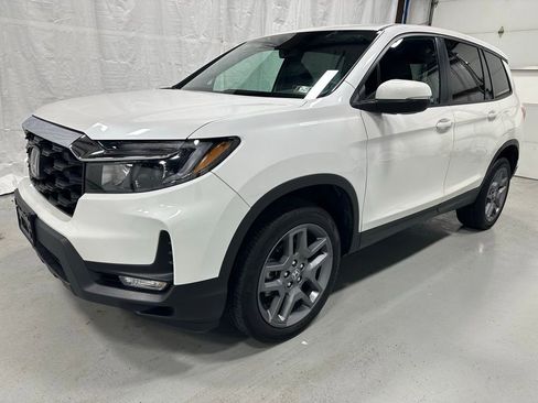 Used 2023 Honda Passport EX-L image 3