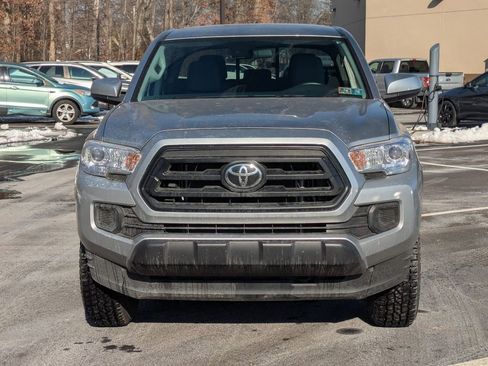 Used 2023 Toyota Tacoma SR image 2