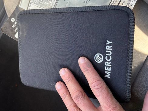 Used 2005 Mercury Sable LS image 14