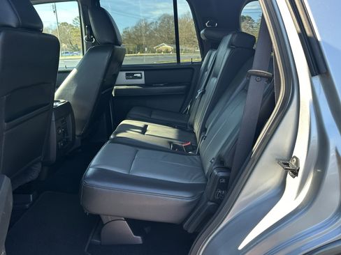 Used 2011 Ford Expedition XLT w/ 202A Rapid Spec Order Code image 16