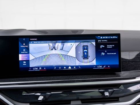 Certified 2026 BMW X7 xDrive40i w/ M Sport Package AWD/4WD image 26