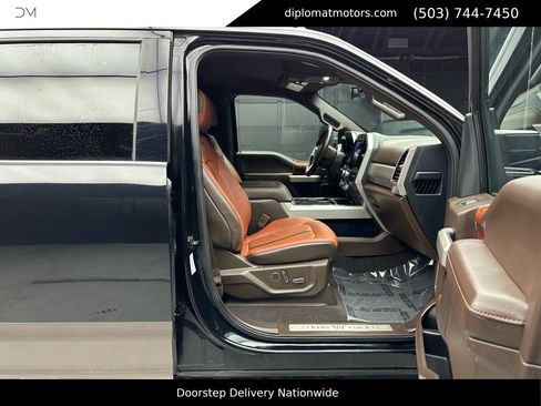 Used 2022 Ford F350 King Ranch w/ Chrome Package image 19