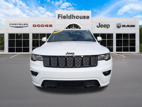 Used 2020 Jeep Grand Cherokee Altitude AWD/4WD image 8