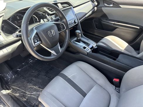 Used 2018 Honda Civic EX image 17