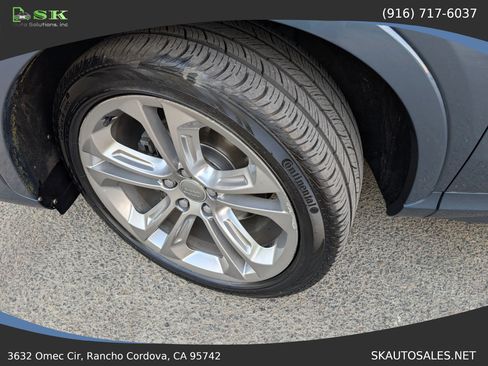 Used 2018 Audi Q3 2.0T Premium Plus w/ Premium Plus Package AWD/4WD image 39