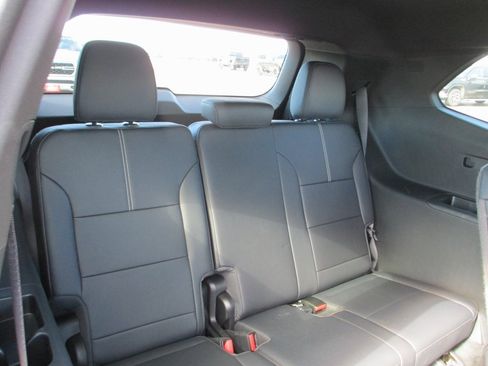 Certified 2024 GMC Acadia Elevation w/ Luxury Package image 23