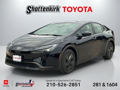 Used 2025 Toyota Prius LE