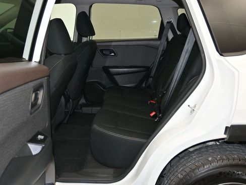 Certified 2023 Nissan Rogue S image 22