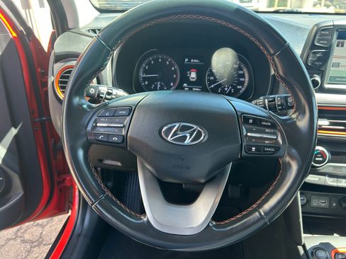 Used 2020 Hyundai Kona Ultimate AWD/4WD image 18