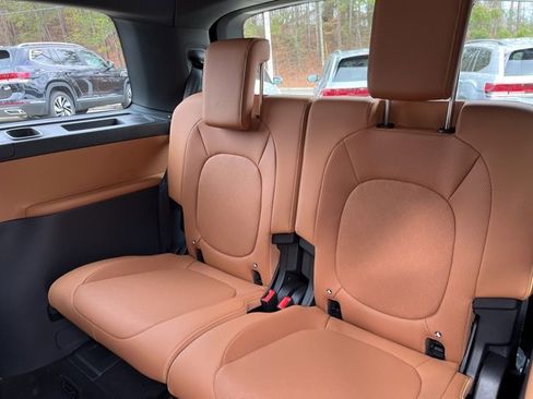 New 2025 Volkswagen ID. Buzz Pro S image 10