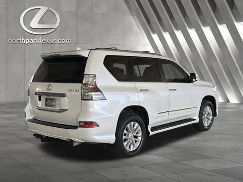 Used 2019 Lexus GX 460 Premium w/ Premium Package AWD/4WD image 6