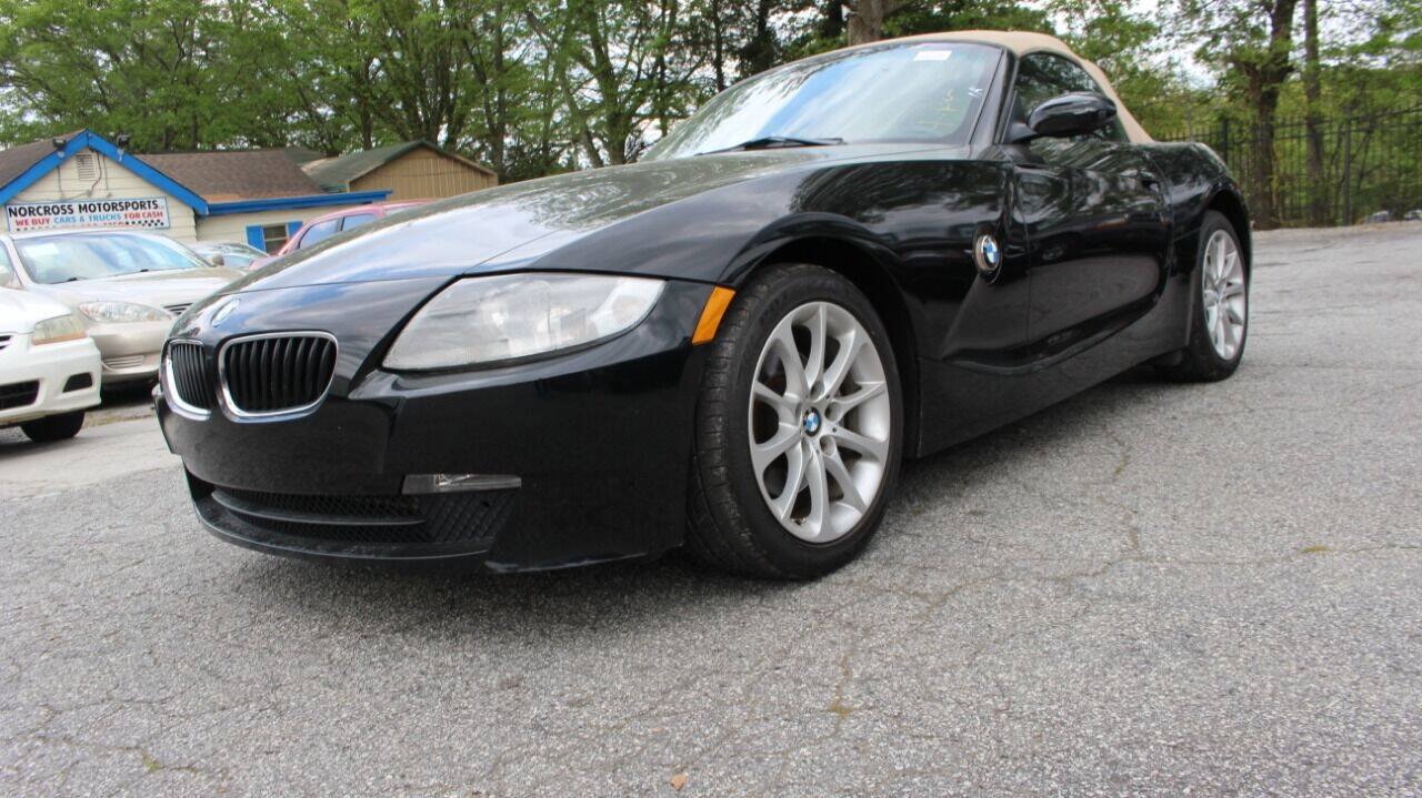 Used 2006 BMW Z4 3.0i RWD image 10