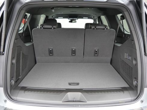 New 2026 GMC Yukon XL Elevation image 7