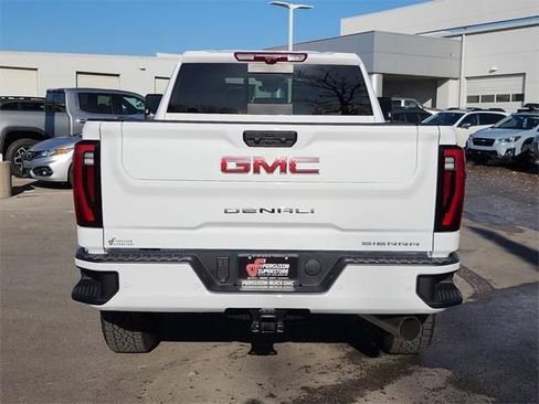 New 2026 GMC Sierra 2500 Denali w/ Denali Reserve Package image 4