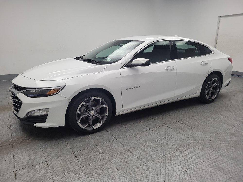 Used 2024 Chevrolet Malibu LT FWD image 2