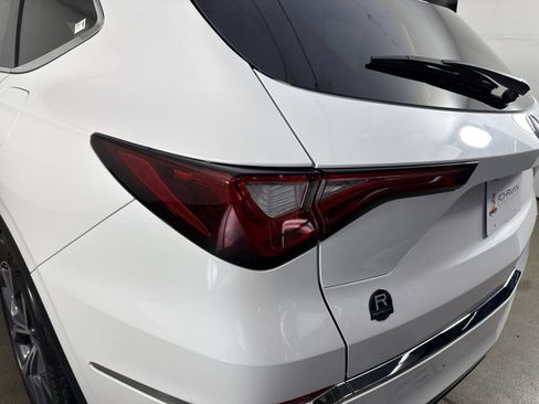 Certified 2024 Acura MDX SH-AWD w/ Technology Package image 32