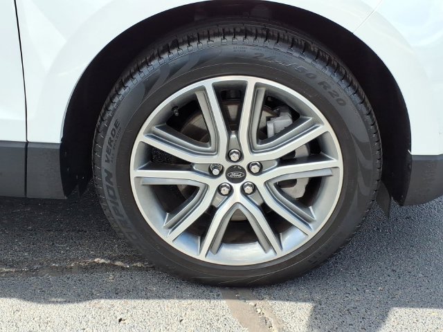 Used 2024 Ford Edge Titanium w/ Equipment Group 301A AWD/4WD image 11