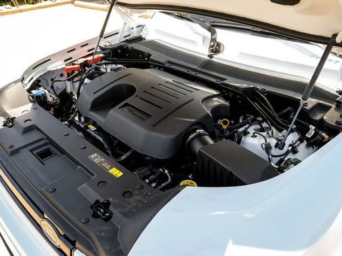 New 2026 Land Rover Defender 110 X-Dynamic SE AWD/4WD image 60