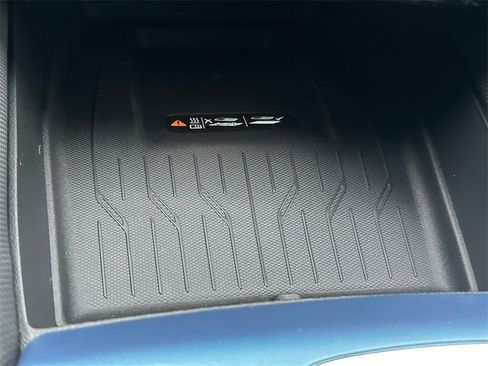 New 2026 Chevrolet Equinox EV LT image 29