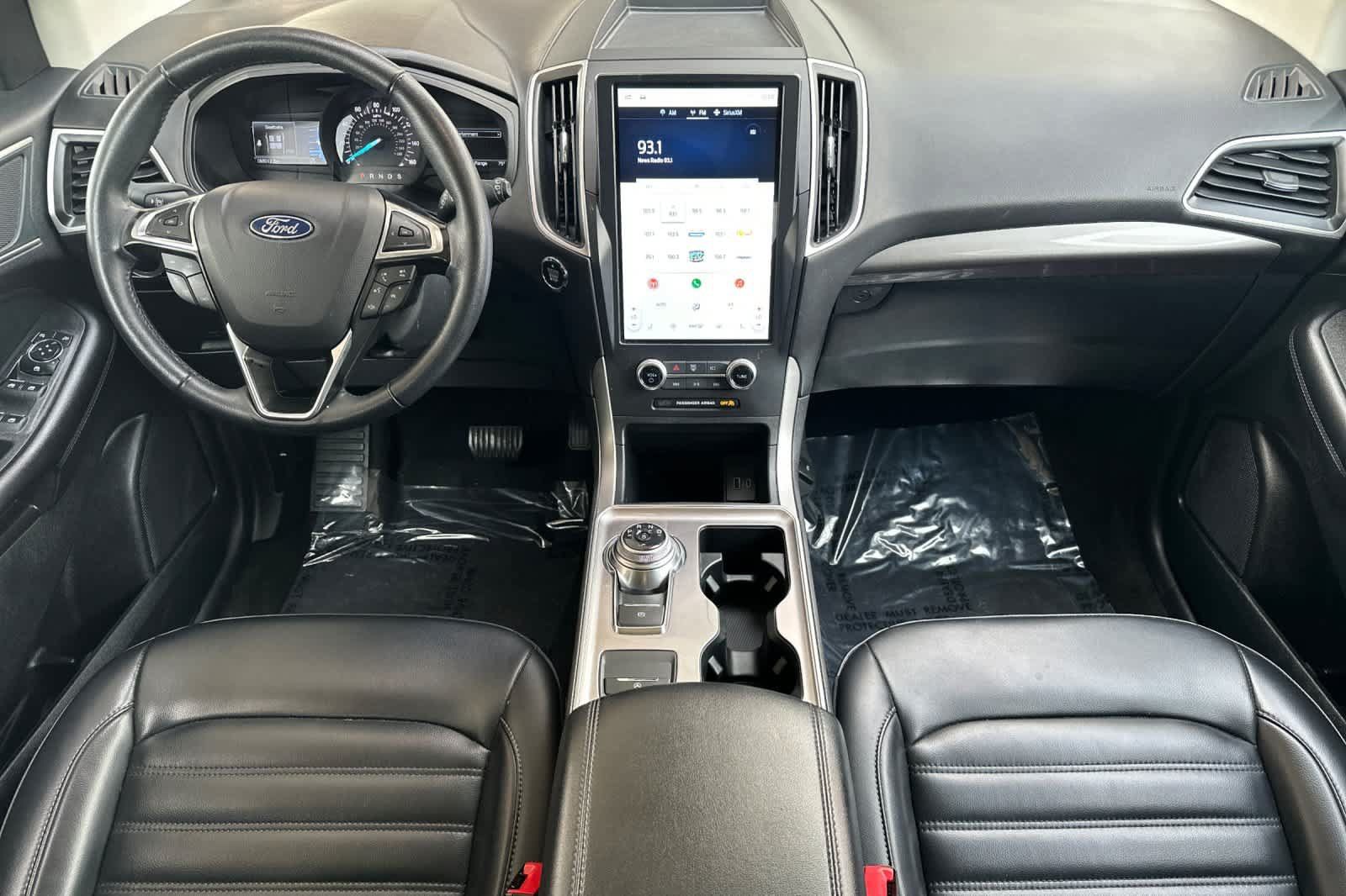 Used 2024 Ford Edge SEL AWD/4WD image 3