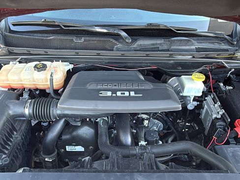 Certified 2021 RAM 1500 Laramie image 37