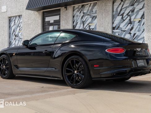Used 2020 Bentley Continental GT AWD/4WD image 12
