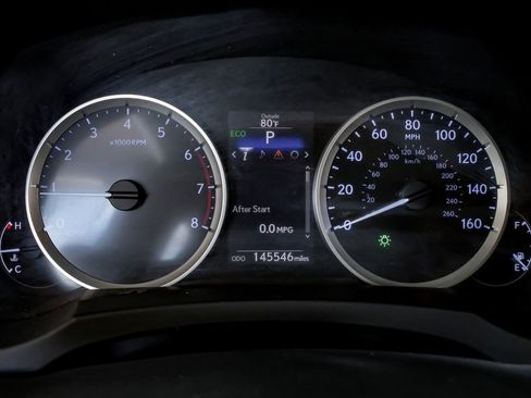 Used 2016 Lexus IS 200t image 18