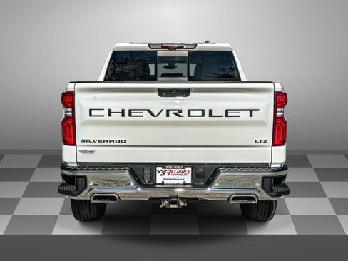 Used 2020 Chevrolet Silverado 1500 LTZ w/ LTZ Premium Package image 5
