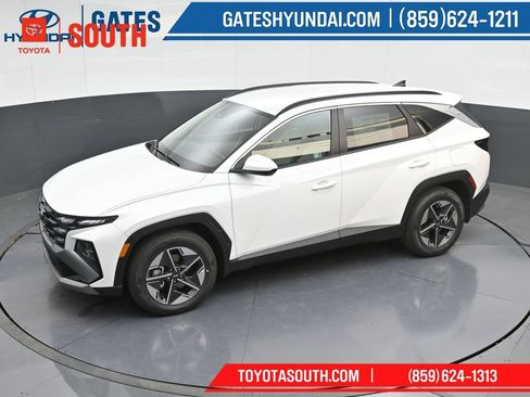 Used 2025 Hyundai Tucson SEL FWD image 44