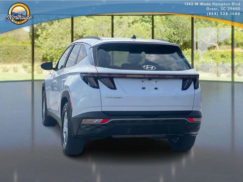 Used 2022 Hyundai Tucson SEL FWD image 3