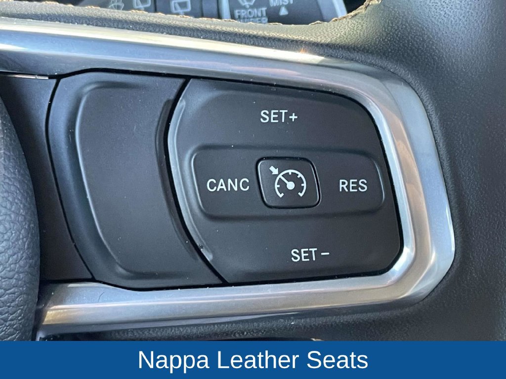 Used 2023 Jeep Wrangler Unlimited Sahara AWD/4WD image 28
